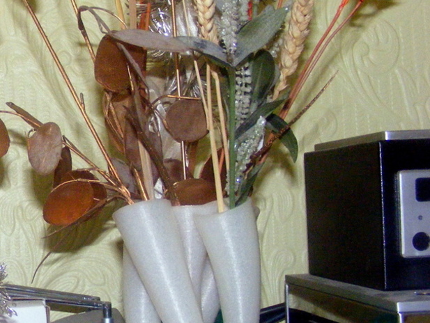 喇叭筒花瓶3d打印模型 免费下载