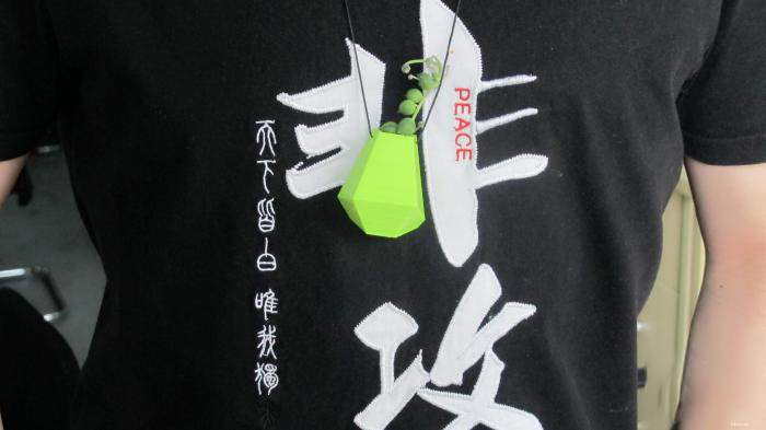 充满爱的花盆吊坠3d打印模型 免费下载