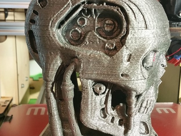 终结者笔筒3d打印模型 免费下载